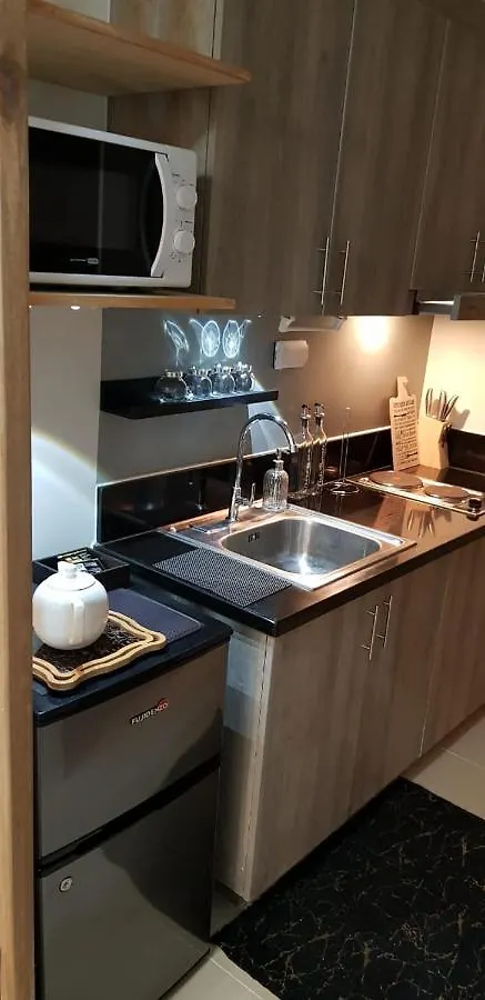 Baylife Escape Aparthotel Pasay